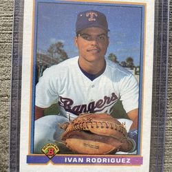 Bowman 1990 Ivan Pudge Rodriguez Rookie Baseball Card #272