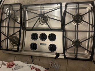 Gas cooktop kitchen aid