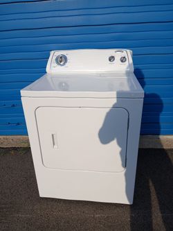 Whirlpool dryer supercapacity on very good working condition ( Se Habla Español