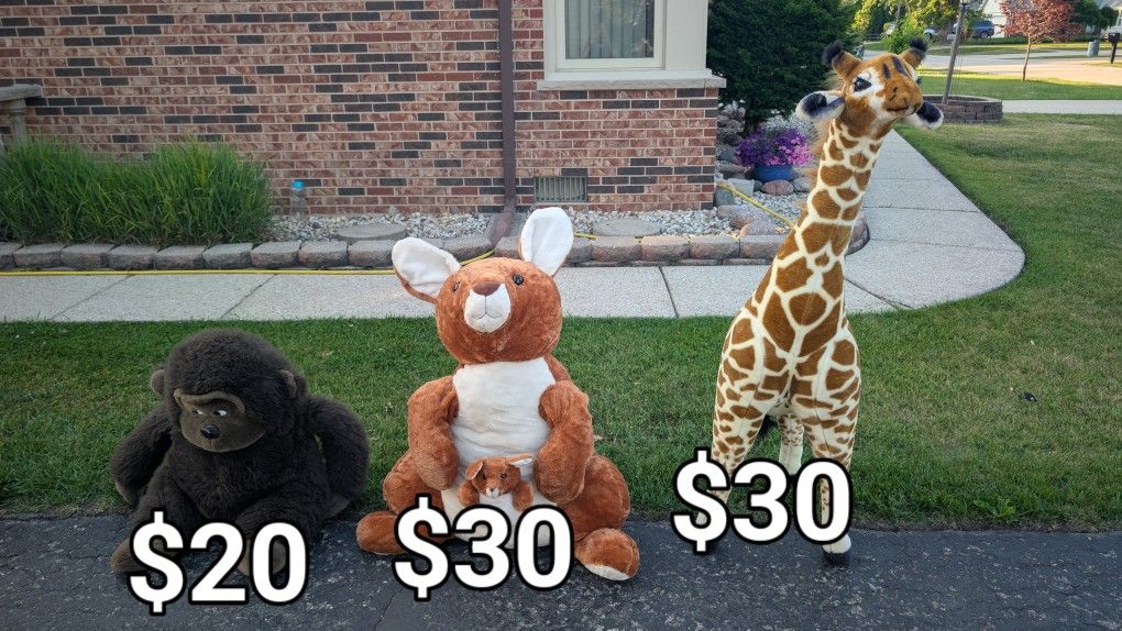 Huge Stuffed Animals