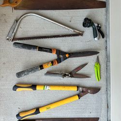 Vintage Tools $12