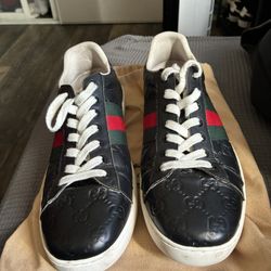 Gucci Shoes 