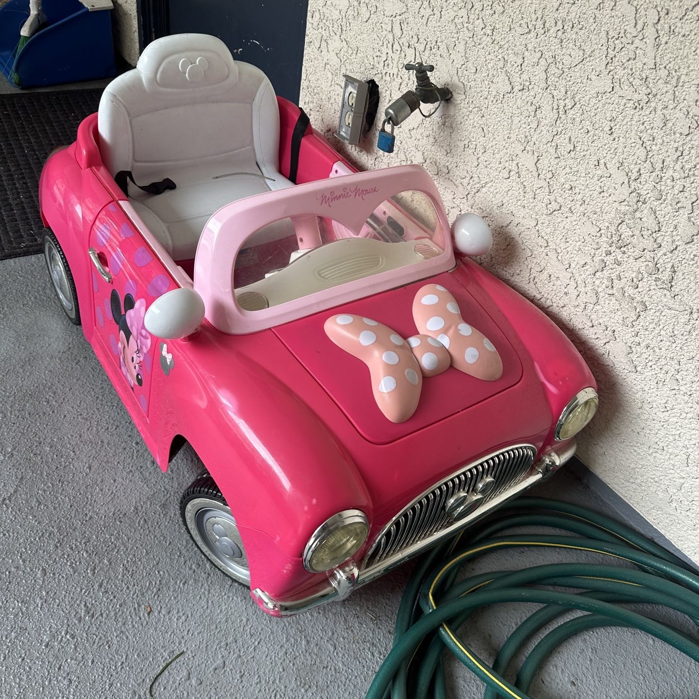 Carro montable pregnant minnie mouse