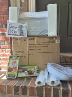 Brand New FoodSaver V3840 Smart Vacuum Sealer Bundle - Complete Set with Accessories