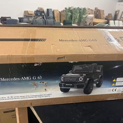 Mercedes-Benz G63 Car for Kids, 12V Ride on Car w/Parent Remote Control(new in box)(red)