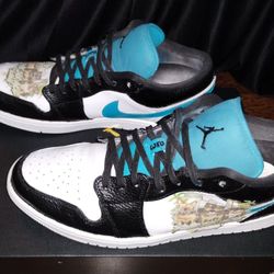 Custom Air Jordans Men's size 13- Used