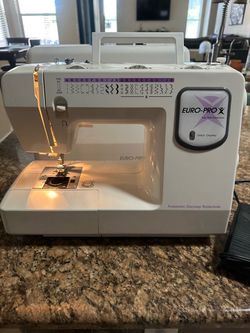 Euro-Pro Sewing Machine – Automatic Buttonhol