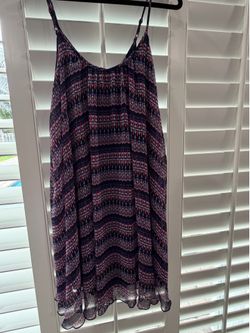 Express - pink/purple flowy dress