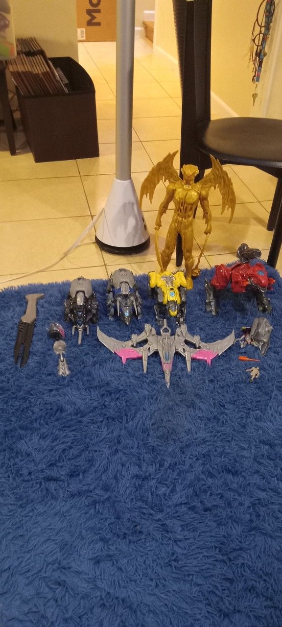 Power Rangers Dinozord Megazord From The 2017 Movie, Alpha 5 And Goldar Bundle