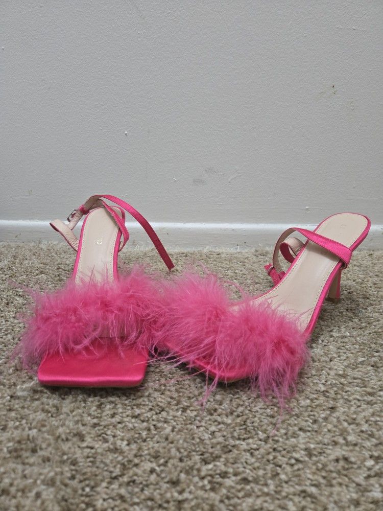 Size 10 Fuzzy Pink Heels