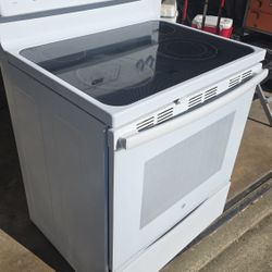 Ge Glass Top Range