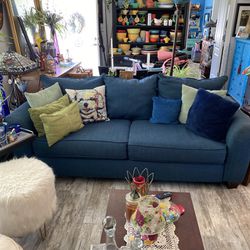 Sofa And Love Seat With Throw Pillows 
