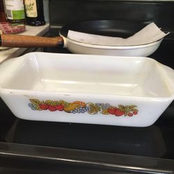 Pyrex 441 Loaf Dish