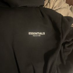 essentials fear of god hoodie (no meetups) shipping only zelle and venmo