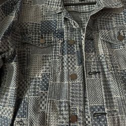 Men’s Forever 21 Denim Jacket Large 