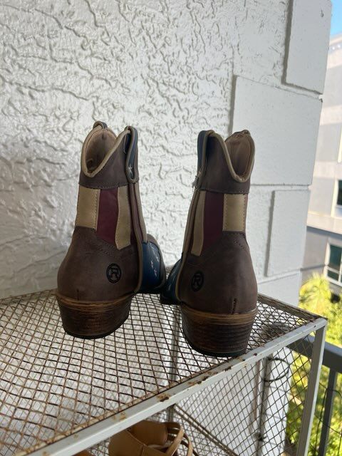 Roper Boots