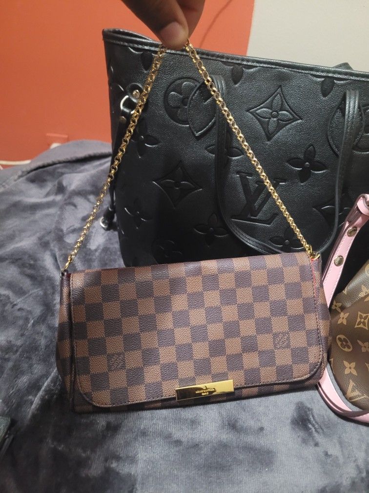 Louis Vuitton Purse