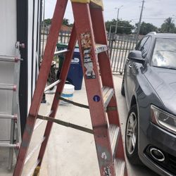 8 Feet Ladder 