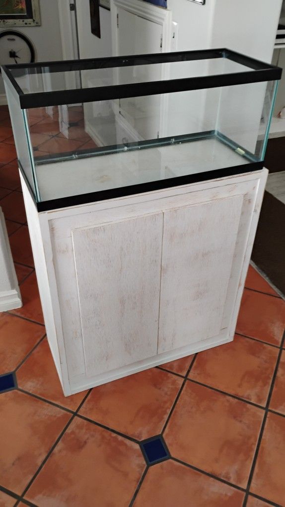 New 20 Gallon Fish Tank With New Custom Stand