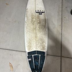 6’2 Round Pin short board Surfboard