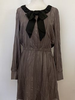 BNWT Pleated Dress w/bow