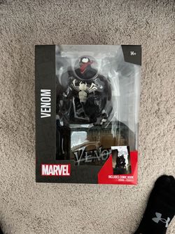 Venom statue
