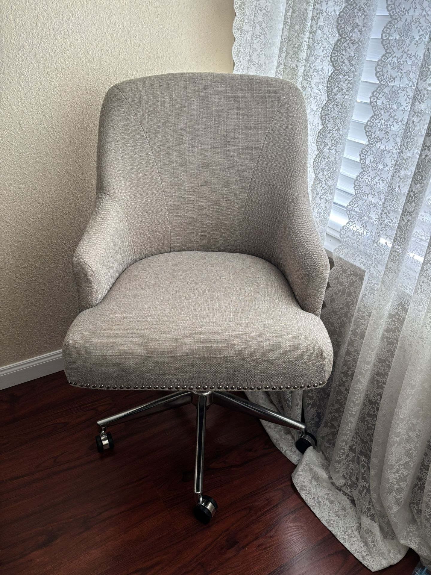 Chair - Desk/Office/Home