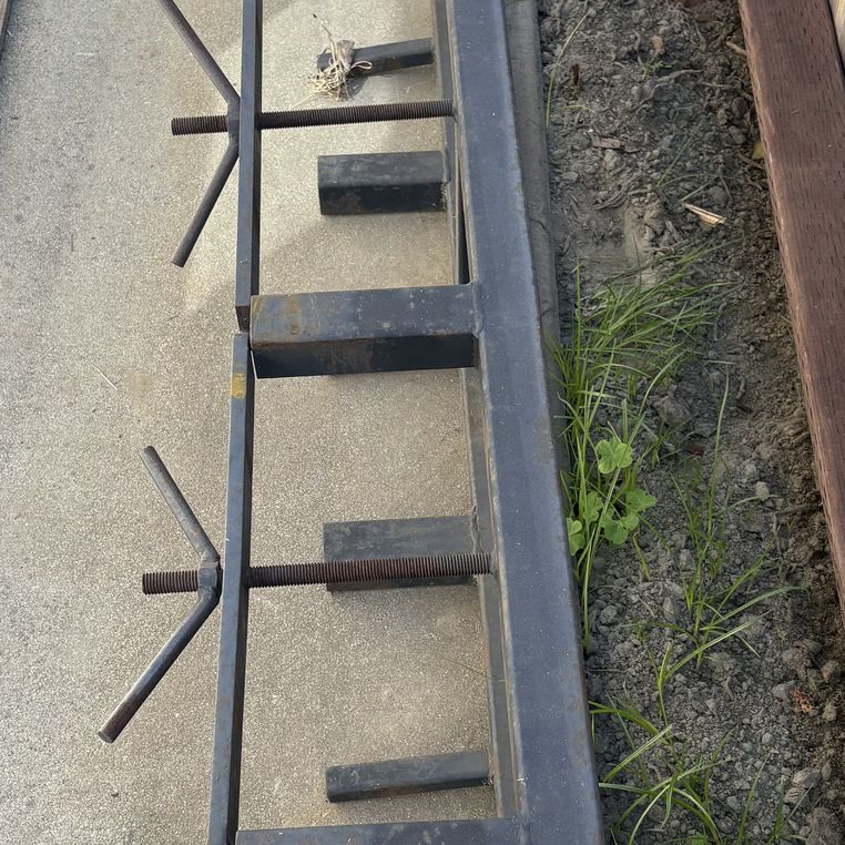 Oxygen and acetylene bottle rack