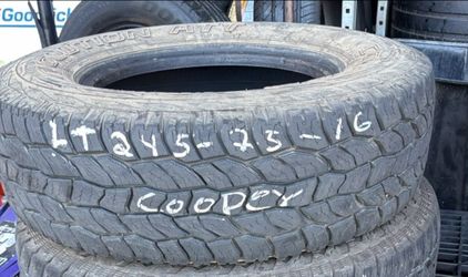 Tire 245 75 16