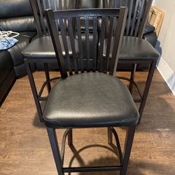3 Bar Stool