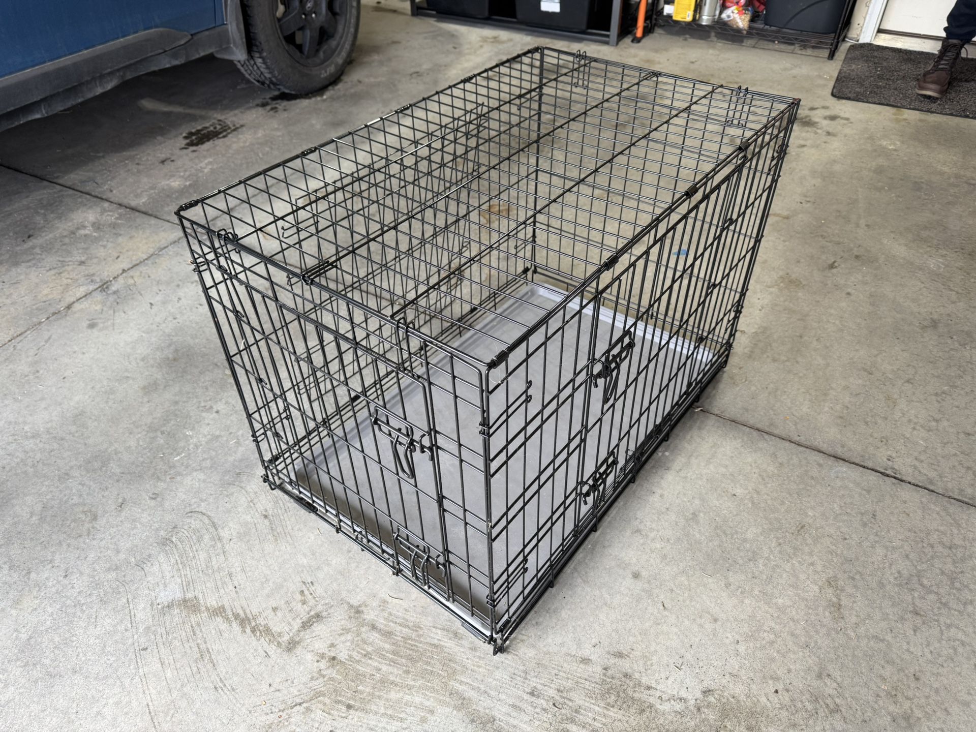 Dog Crate Large Wire Collapsible - Black - Boots & Barkley