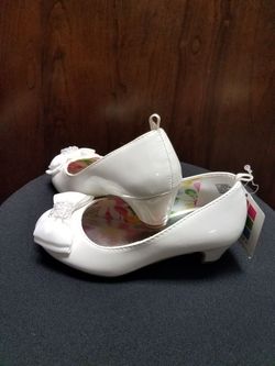 Zapatos para niña size 9