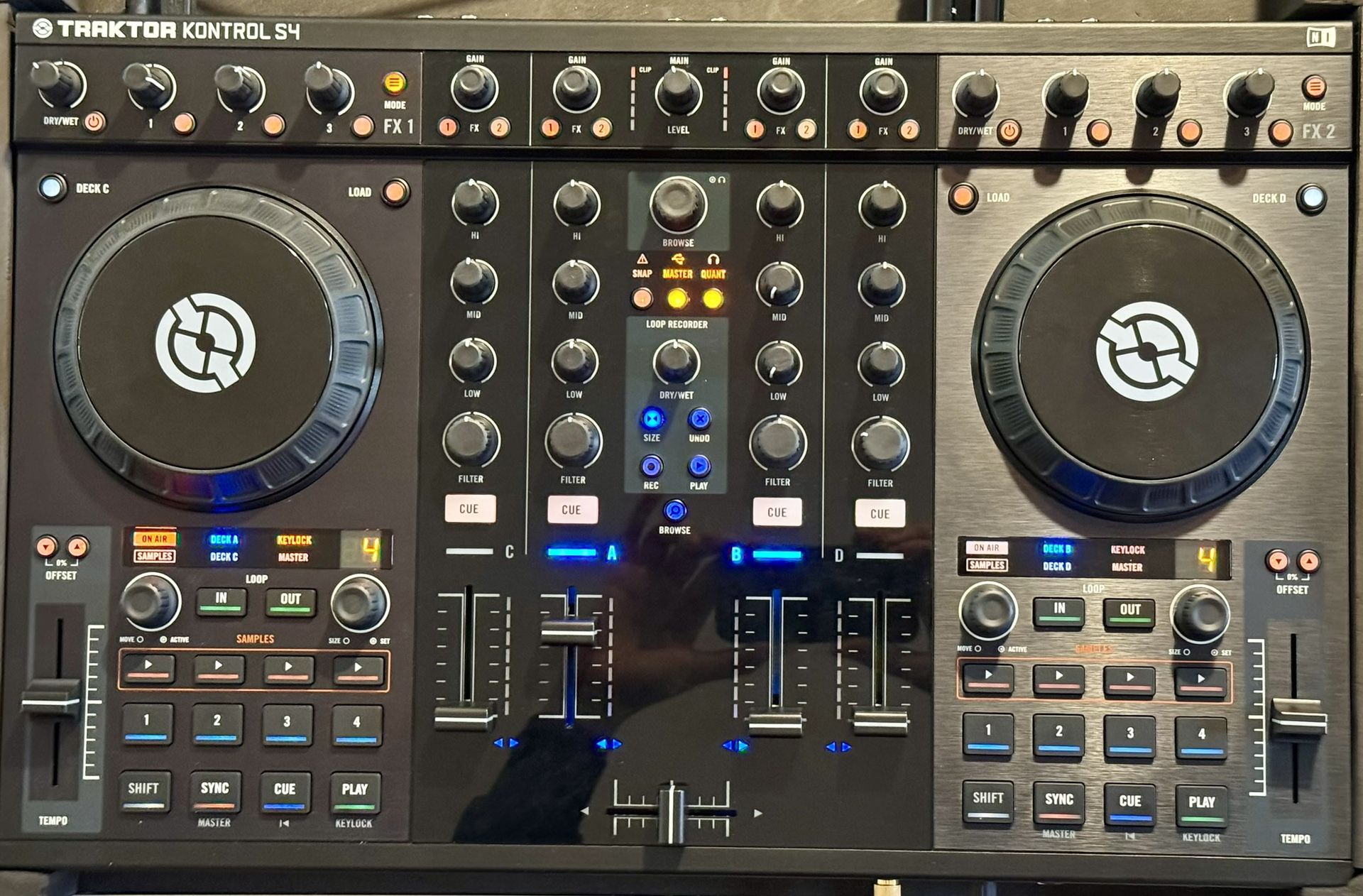 Traktor Kontrol S4 4-channel DJ controller with case - Near mint condition, single owner - $150 obo!