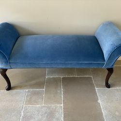 Quality Queen Anne Bench