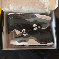 Jordan 4 “Fear”