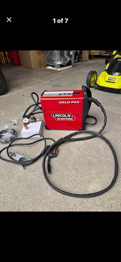 WELD-PAK 90i MIG and Flux-Cored Wire Feeder Welder with Gas Regulator