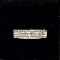 14KT  White Gold  Diamond Band