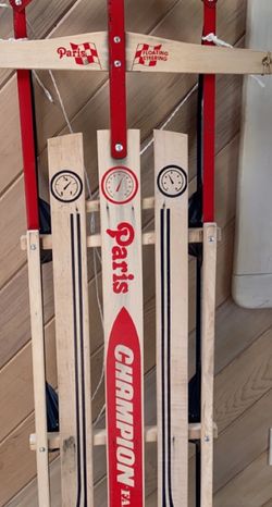 Vintage Paris Champion Fastback Sled