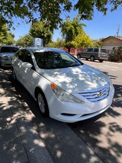 Hyundai Sonata GLS  2013