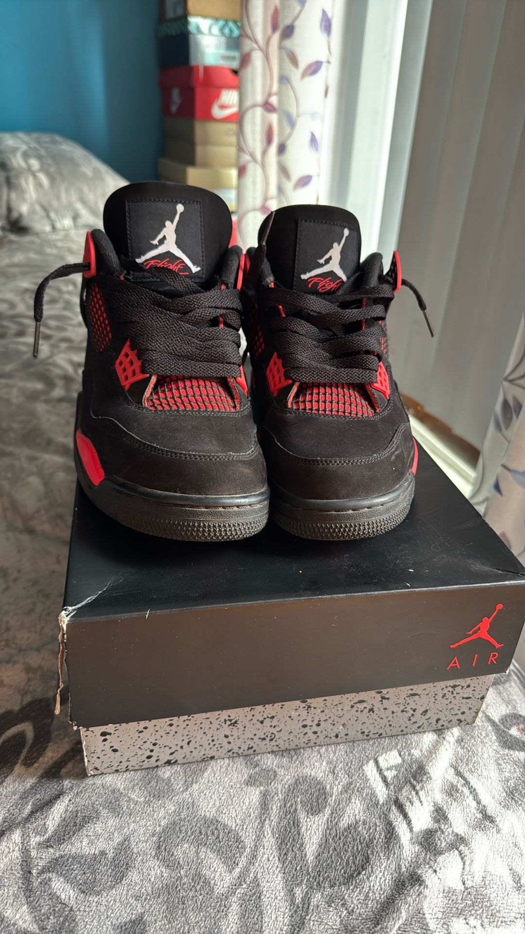 Air Jordan 4 *Red Thunder*