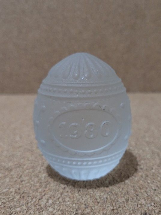 Vintage 1980 Goebel Annual Crystal Glass Egg Limited Edition Paperweight 3" Tall