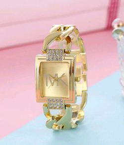 Beautiful watch for women