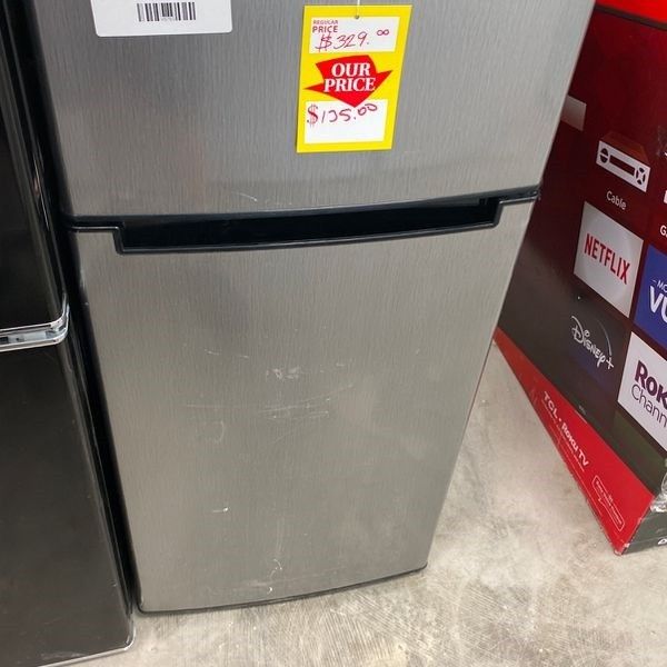 Magic Chef HMDR450SE mini Fridge EDU