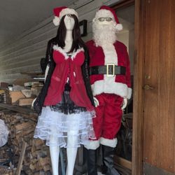 Deck The Halls With Mr and Mrs Clause