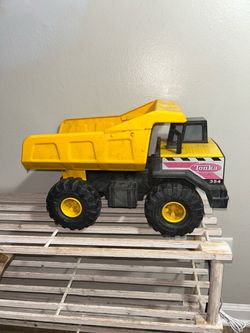 Tonka 354 Dump Truck Pressed Steel & Plastic Toy