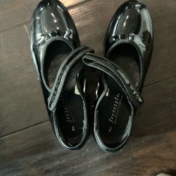 Freestyle Tap Shoes Size 2 Black