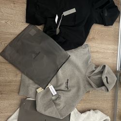 essential hoodie 