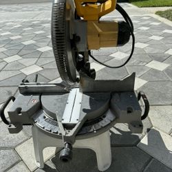 Dewalt 10" Saw  