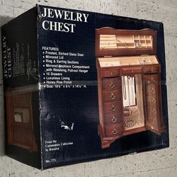 Rare/ Vintage JEWELRY CHEST" from "The Commodore Collection by Rosalco," model No. 775. 