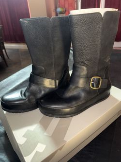 FitFlop Black Boots 
